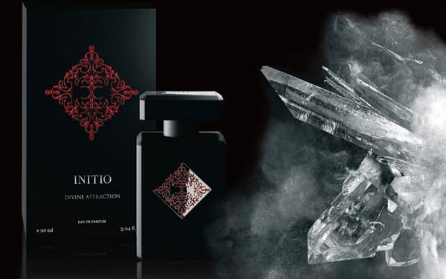 عطر انيشيو ديفاين أتراكشن أو دو برفيوم 90 مل