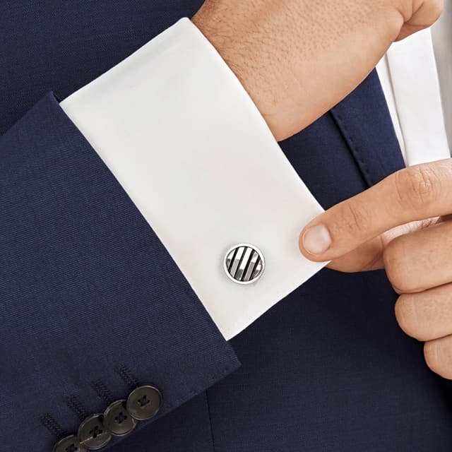 Montblanc Cufflink round in silver with geometric inlay